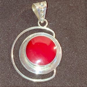 Mexican silver pendant with carnelian cabochon